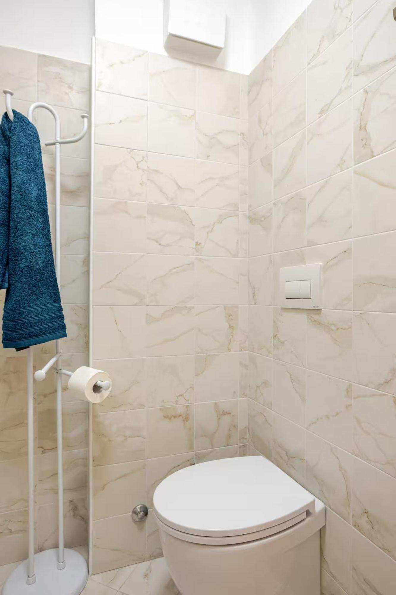 Sunny Home, Appartamento In Centro E Vicino Alla Spiaggia Grado Luaran gambar